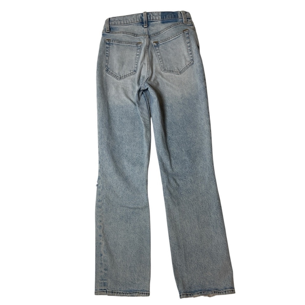 Abercrombie and Fitch 90's straight high Rise Jeans size 26/2 Distressed Denim - Picture 10 of 13
